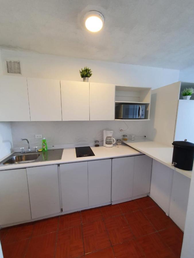 Apartamento Avenida Reforma Ciudad De Guatemala Exteriör bild