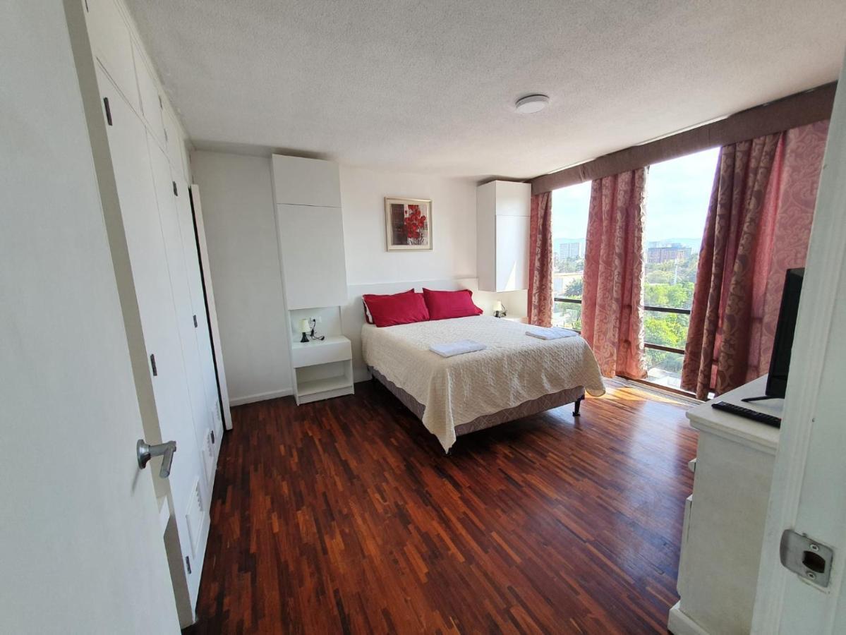 Apartamento Avenida Reforma Ciudad De Guatemala Exteriör bild